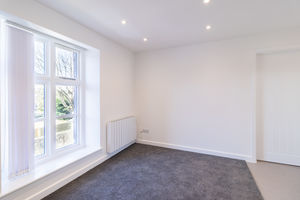 Living room- click for photo gallery